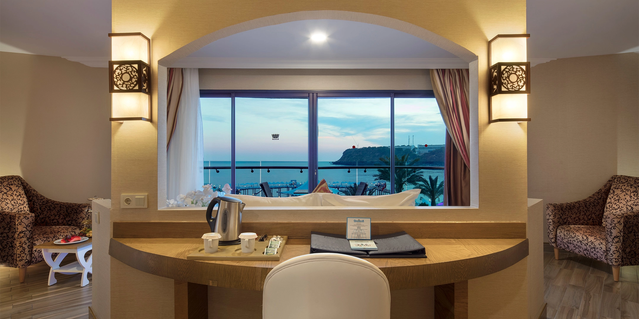 Family Deluxe Sea View - Bedroom
