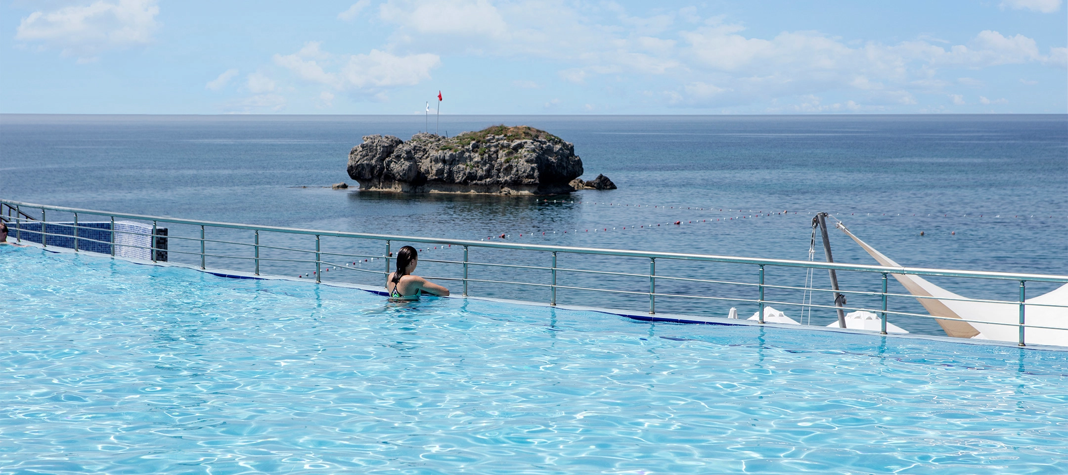 Beach & Pools
