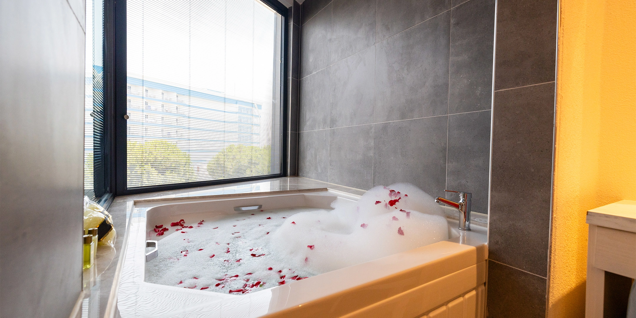 Standard Partial Sea View - Jacuzzi